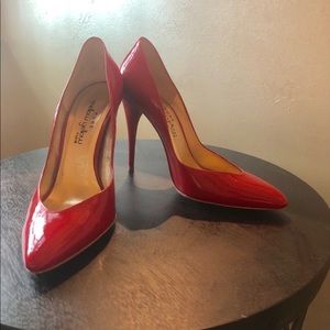 Mellow Yellow high heels